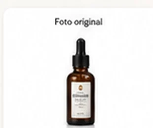 Producto cosmético fotografiado sobre fondo blanco
